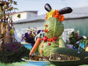 Оригинальные поделки представили сотрудники УФСИН и члены их семей на выставке-конкурсе «Дары осени» 