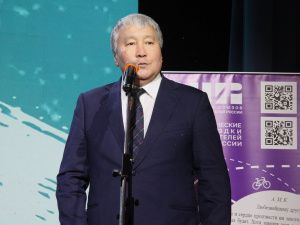 В Якутске состоялось открытие VII международного фестиваля поэзии «Благодать большого снега»