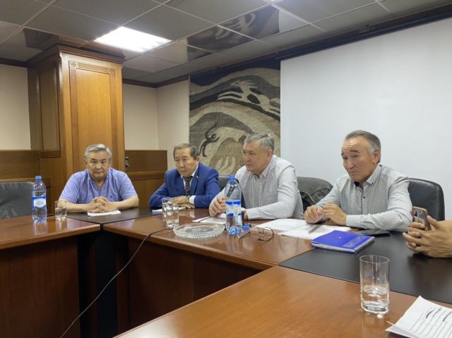  О заблуждениях в толковании Федерального закона... 