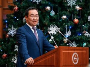 Глава Якутии Айсен Николаев поздравляет с Новым 2019 годом