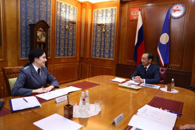 Айсен Николаев провел встречу с руководителем Управления Россельхознадзора по Амурской области и Якутии