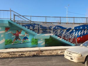 Новый мурал в честь героев СВО нарисовали под Сайсарским мостом в Якутске