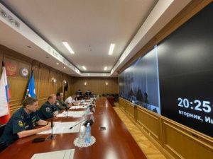 Айсен Николаев проводит КЧС по обстановке в Верхоянском улусе