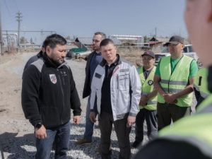 Евгений Григорьев проинспектировал ход ремонта дорог в Сайсарском округе Якутска