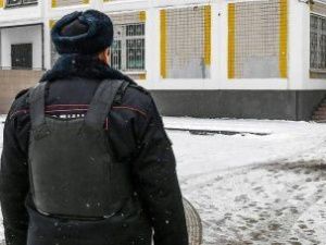 В нескольких регионах Дальнего Востока эвакуируют детей из школ из-за угрозы минирования