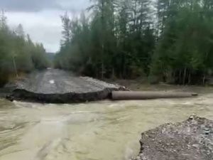 Оймяконская трасса парализована стихией