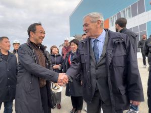 Айсен Николаев и Вячеслав Штыров проверили строительство объектов в Якутске