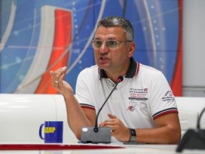 Выборы стартовали: Гаврил Парахин возмущен играми "Дети Азии"