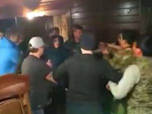 В Кысыл-Сыр, где произошла драка с поножовщиной, выехали полицейские из Якутска и Вилюйска