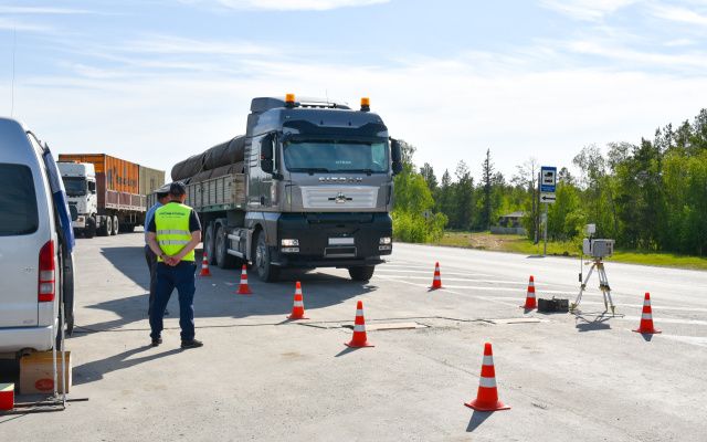 На федеральной трассе «Колыма» поставят передвижной пункт весового контроля