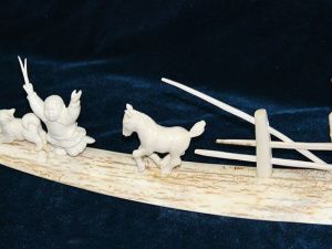 Косторезы не у дел: лучшее мамонтовое сырье уходит из Якутии в Китай