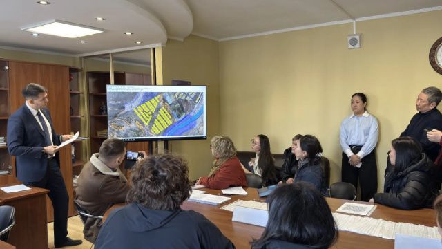 В Якутске распределили земельные участки в с. Сырдах многодетным семьям