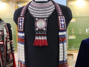 В Якутске открыли выставку, посвященную хомусистке-виртуозу Альбине Дегтярёвой