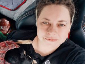 "На то, что пишет стадо, мне вообще фиолетово", - ответила хейтерам Злата Сычева