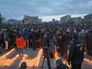 В акции «Свеча памяти» в Якутске приняли участие более 15 тысяч горожан