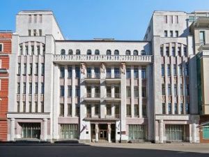 4 февраля Айсен Николаев находится с рабочей командировкой в Москве