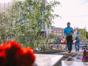 Премия Главы Якутии в области сохранения изучения и развития родных языков имени Н.Г. Самсонова вручена Марии Соловьёвой   