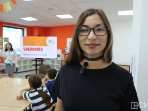 В детской библиотеке Якутска прошло занятие с собакой по кличке Лекси