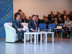 Глава Якутии и Первый Президент обсудили с главами наслегов и районов новую модель якутского села 