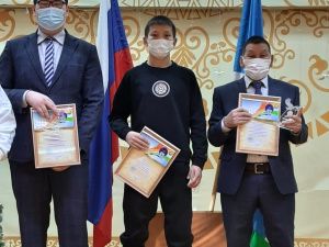 Лучших спортсменов 2020 года чествовали в Хангаласской ДЮСШ