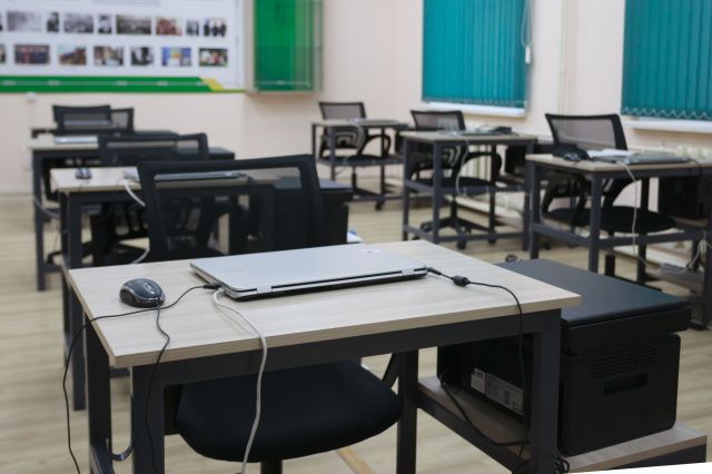 В исправительной колонии № 1 исполнен заказ Якутского института водного транспорта на мебель