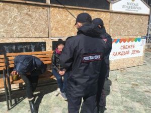 Росгвардейцы Якутии провели 1714 профилактических бесед с гражданами о необходимости соблюдения режима самоизоляции