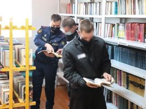 В ЛИУ-5 открылась библиотека для осужденных