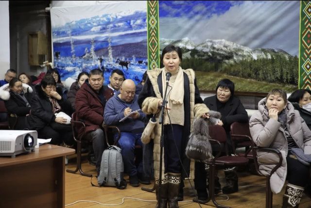 Кто их услышит или Соседство с «СахаВольфрам»