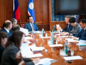 Айсен Николаев провел совещание по вопросам развития сельского хозяйства