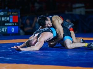 Более 150 борцов украсят всероссийский турнир памяти Александра Крылова в Якутске