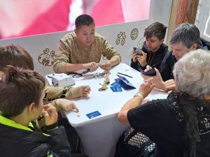 Погрузиться во вселенную Олонхо: павильон Якутии на выставке «Россия» на ВДНХ