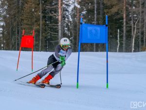 Участники зимней спартакиады Якутии впервые выступили в горнолыжном спорте