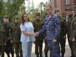 Профком Южно-Якутских электрических сетей помог военно-патриотическому клубу «Молодая Якутия»