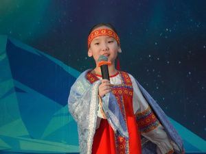 В Якутске начался фестиваль-конкурс песенного творчества КМНС