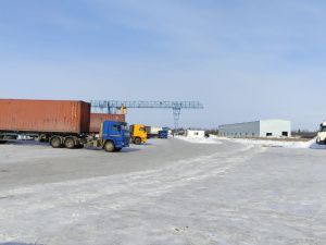 АО «АК «ЖДЯ» ежесуточно публикует на своем сайте информацию о наличии и  местонахождении социально значимых грузов