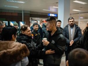 В Якутии торжественно встретили вернувшегося из зоны СВО бойца