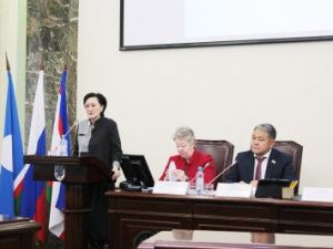 Мэр Якутска опровергла слухи о слиянии муниципальных газет с частным еженедельником