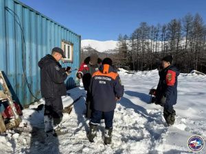В Момском улусе вертолет Ми-8 эвакуировал мужчину