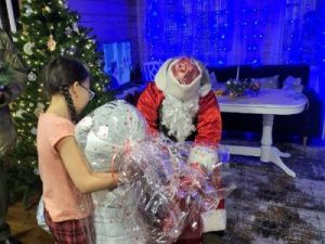 Росгвардейцы поздравили с Новым годом детей погибших сотрудников…