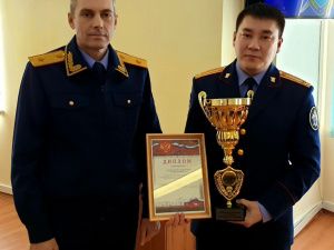 Отдел по расследованию особо важных дел завоевал звание лучшего отдела следственного управления СКР Якутии по итогам работы за 2018 год