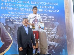 Завершился турнир по вольной борьбе среди юношей в честь олимпийского чемпиона Павла Пинигина на призы АО «АК «ЖДЯ»