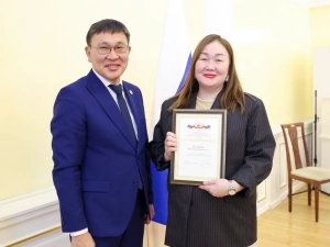 В День Конституции якутянам вручили государственные награды 