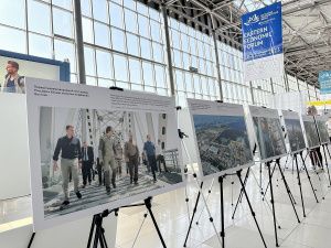 ВЭФ-2023: международный аэропорт Владивостока создает арт-настроение в преддверии форума