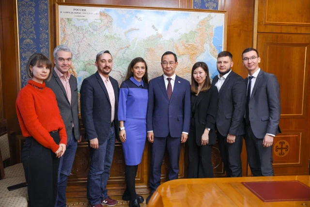 Айсен Николаев встретился с командой программы развития управленческих кадров для Дальнего Востока 