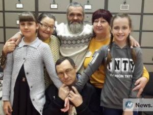 Сегодня на Первом канале покажут встречу нюрбинского отшельника с родными