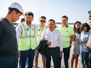 Члены правительства республики осмотрели ход дорожного строительства в рамках нацпроекта «БКАД» в Якутске