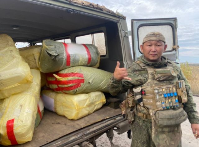 Опорные пункты Якутии доставили военным новую партию адресных посылок