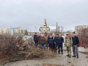 Порядка 3000 неравнодушных жителей Якутска вышли на субботники