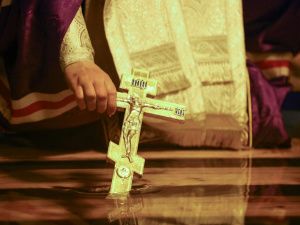 В самом холодном регионе России идут крещенские купания