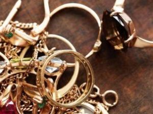 В Нерюнгри раскрыта кража ювелирных изделий из магазина